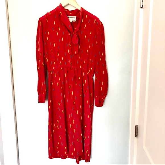 Vintage DVF Tie-Neck Silk Dress - Picture 5 of 12
